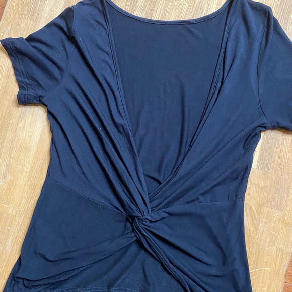 BLACK top with twisted back knot - Picture 4 of 4